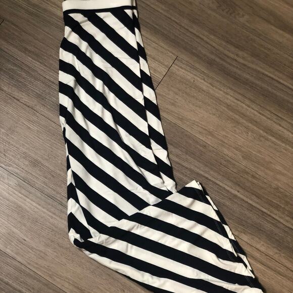 LOFT Pull-On White & Navy Maxi Skirt XS - Picture 3 of 4